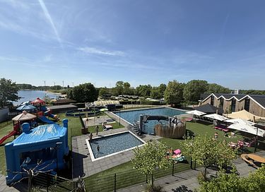 Gîte spacieux au bord d'un lac de loisirs - 21