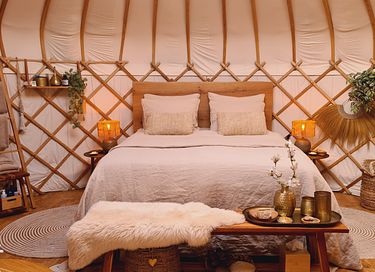 Luxe yurt met Bohemien chic interieur - 9