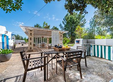 Bijzonder vakantiehuis met zwembad - 27