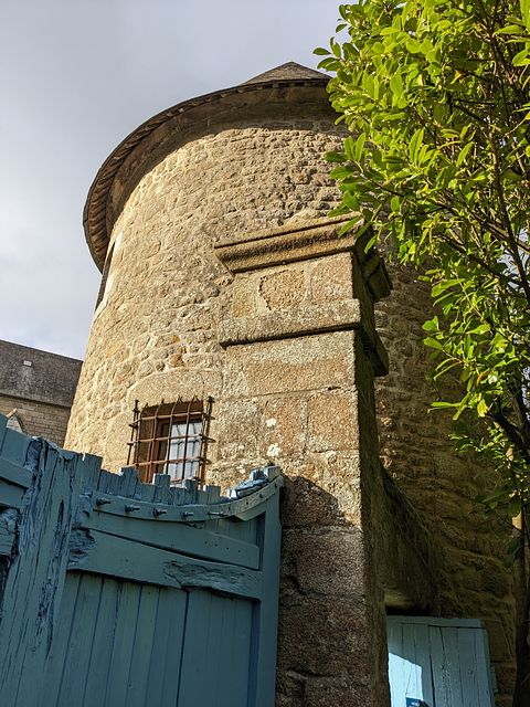 Tour médiévale (Bretagne) - 2
