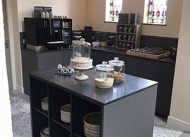 Luxe kamer in een omgebouwde kerk - 10