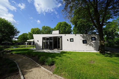 Ferienwohnung (6p) in einem bewaldeten Park - 2