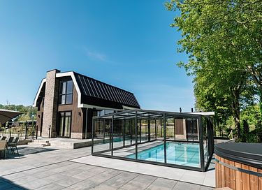 Luxuriöse Gruppenunterkunft mit privatem Innenpool - 34