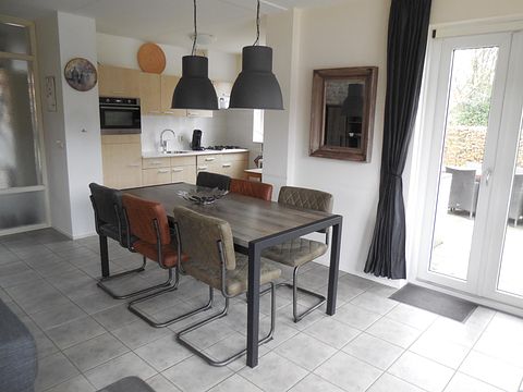 6-persoons vakantiehuis aan het water - 5