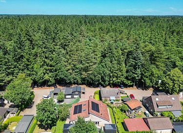 Maison à l'orée de la forêt avec salle de cinéma et sauna - 2