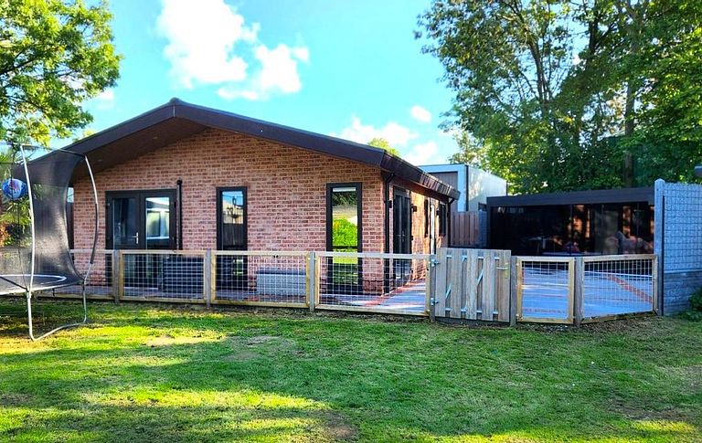 Ferienwohnung mit Whirlpool und eingezäunter Terrasse - 1