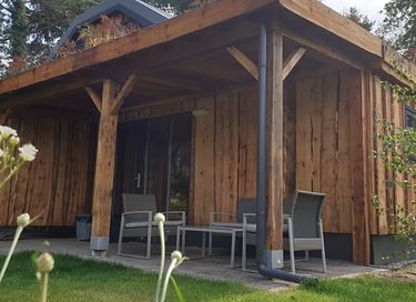 Beautiful wooden bungalow in the forest - 13