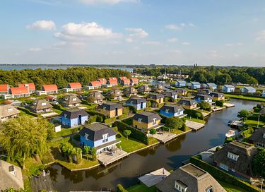 Vakantiehuis (6p) met zicht op jachthaven - 17