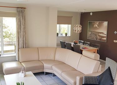 Mooi vakantiehuis direct aan het water - 7