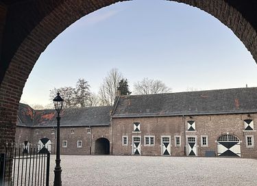 B&B in beautiful Limburg castle - 2