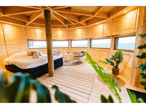 Unique accommodation with built-in jacuzzi - 5