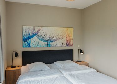 Haus mit Anlegestelle an einem friesischen See - 14