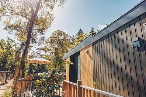 Lodge avec jacuzzi privé dans les bois - 4