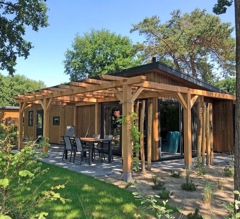 Duurzame lodge op vakantiepark op de Veluwe - 1