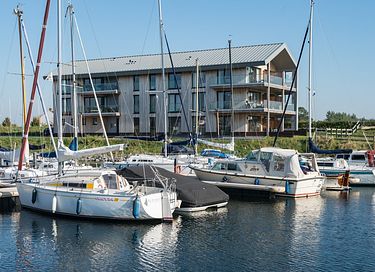 4-person waterfront apartment - 12
