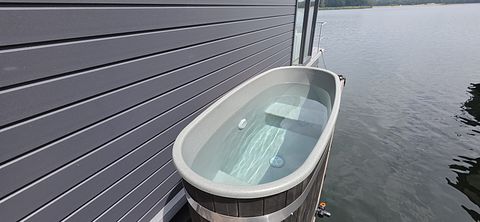 Luxe houseboat met 2-persoons hottub  - 3