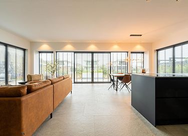 Villa met tuin en wellness aan het water - 7