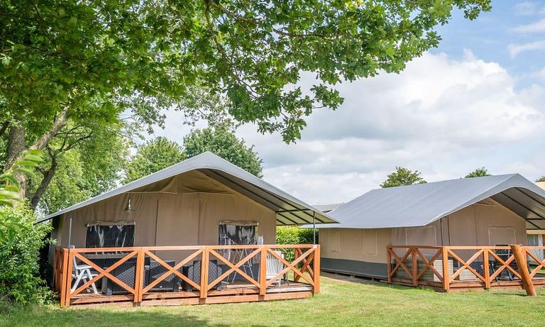 Tente de glamping pour 5 personnes avec vue panoramique - 1