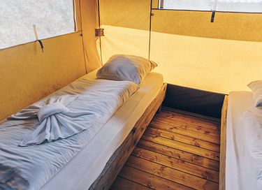 Luxury glamping tent (sleeps 6) at a charming vacation park - 16