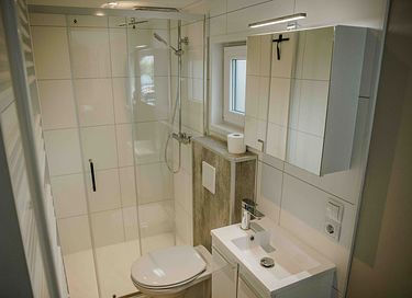 Tiny House für 4 Pers. in einem schönen Park - 21