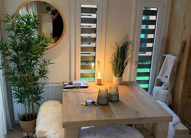 Waterhuis met dakterras en zicht op het meer - 11