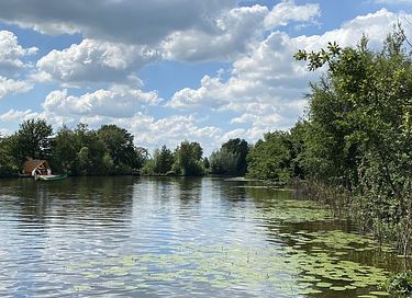 Slapen op een vlot op de Loosdrechtse plassen - 3
