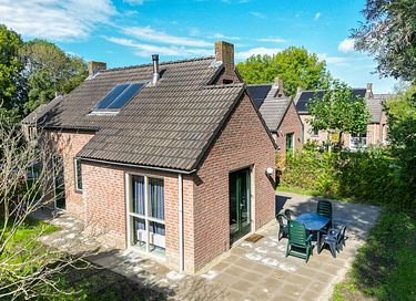 Vakantiehuis met grote tuin en sauna - 32