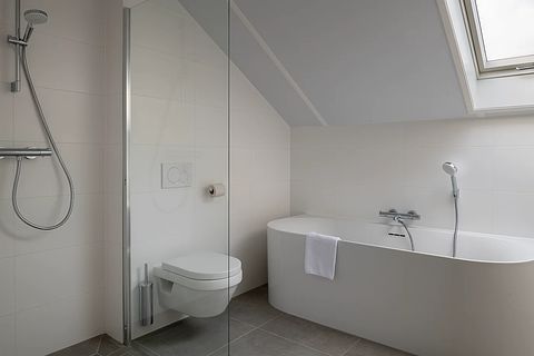 Double hotel room with balcony and view - 4