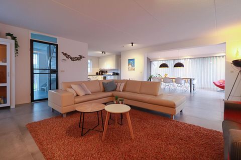 Luxury holiday with sauna in Friesland - 4