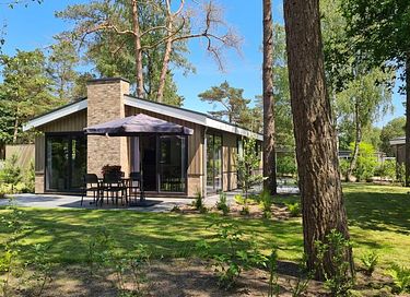 Chalet in het groen met modern comfort - 2