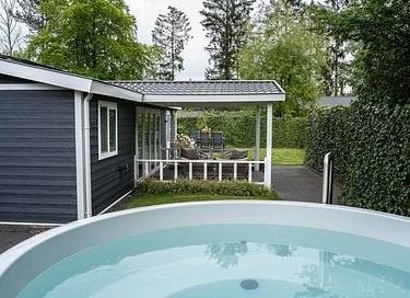 Joli logement de vacances avec bain à remous privé - 1