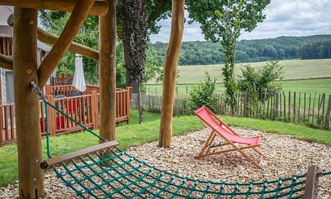 Cabane dans les arbes avec vue sur les collines - 5