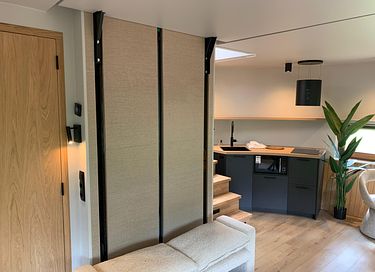 Chalet design avec bain à remous, sauna et terrasse sur le toit - 12