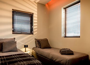 Séjour design pour 4 personnes - 9