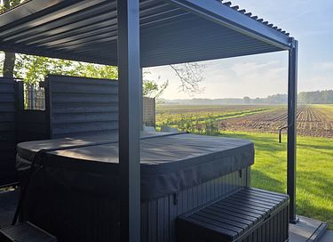 Romantic overnight stay with sauna and jacuzzi - 2