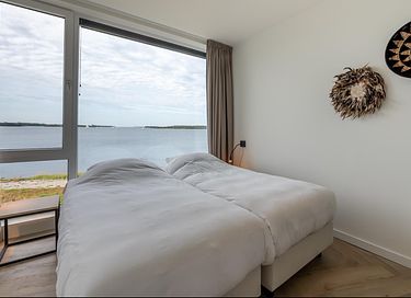 Luxe 6-persoons waterloft  - 12