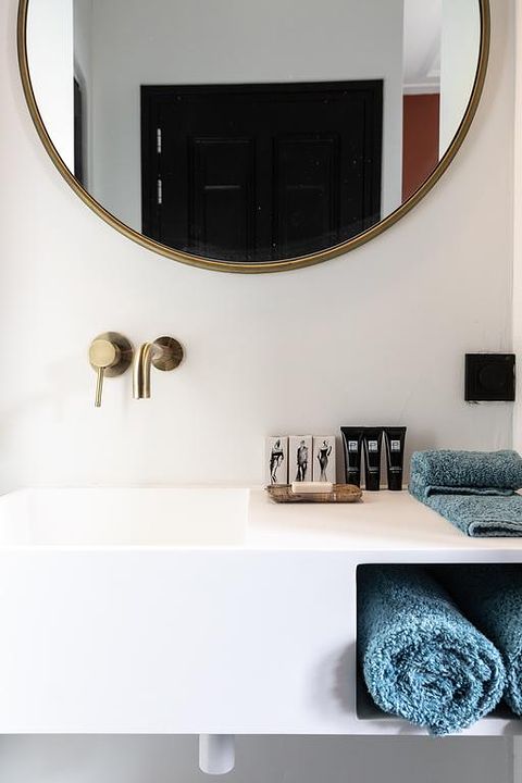 Chambre romantique avec baignoire en hôtel-boutique - 5
