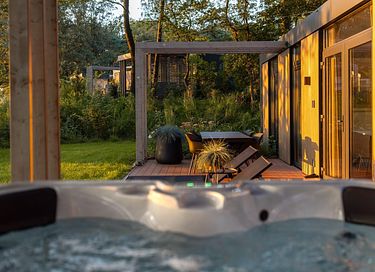 Luxuriöse Wellness Lodge mit Jacuzzi - 22
