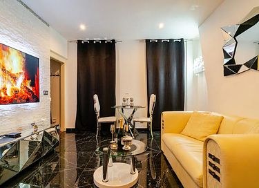 Romantische Wohnung mit privatem Jacuzzi - 5