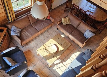 Grande maison en bois dans la forêt avec sauna privé - 13