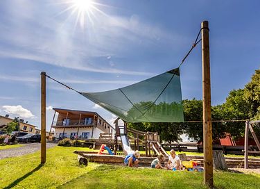 Glamping dans une ferme équestre et laitière - 6
