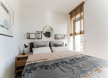 Logement de vacances moderne au bord de l'eau - 11