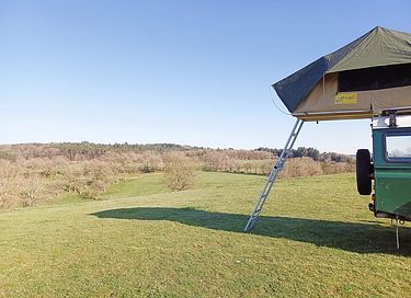 Abenteuer im Landrover mit Zelt auf dem Dach - 4