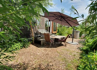 Heerlijk Tiny House met Hot-tub en Kelo-sauna