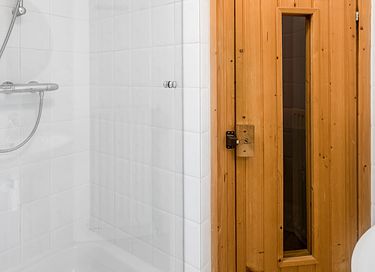Vrijstaande bungalow met sauna en tuin - 10