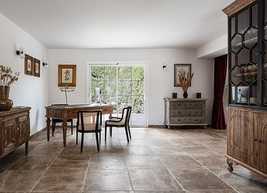 Luxury villa near the sea for up to 20p. - 12