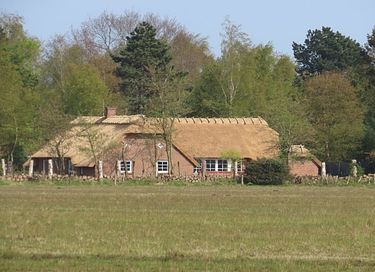 Vakantiehuis voor groep met binnenbad