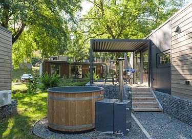 Lodge spacieux avec bain à remous dans un cadre magnifique - 2