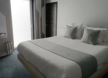 Overnacht in een andere wereld in dit hotel - 71