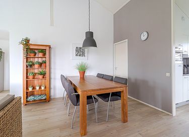 Comfortable holiday home with spacious garden - 8